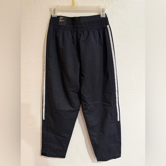 Adidas Women's Black Joggers with White Stripes Loose Fit Tapered Leg 7/8 size S - Picture 3 of 7